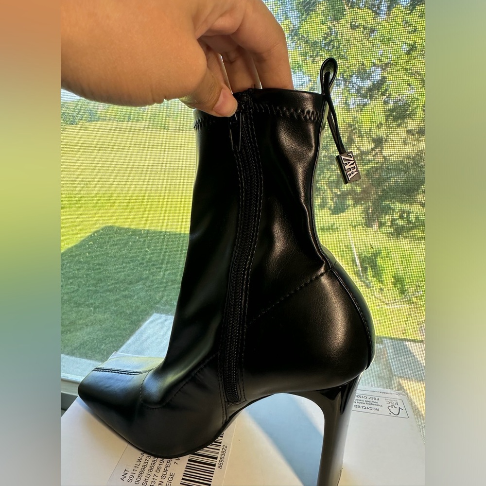 Zara Boots - Picture 2 of 5